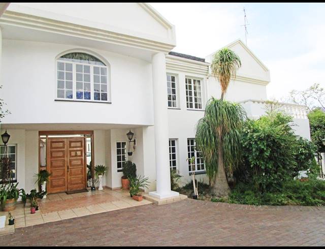 BEDROOM HOUSE FOR SALE IN BRYANSTON
